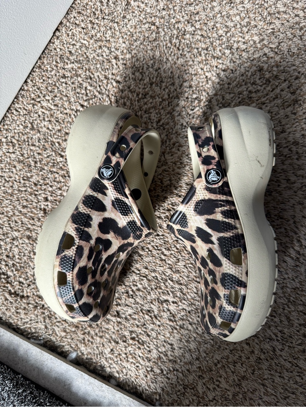 Crocs - Picture 3 of 7